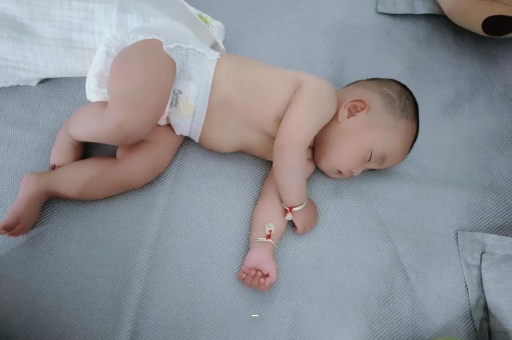 专业助孕公司宝宝短发型女